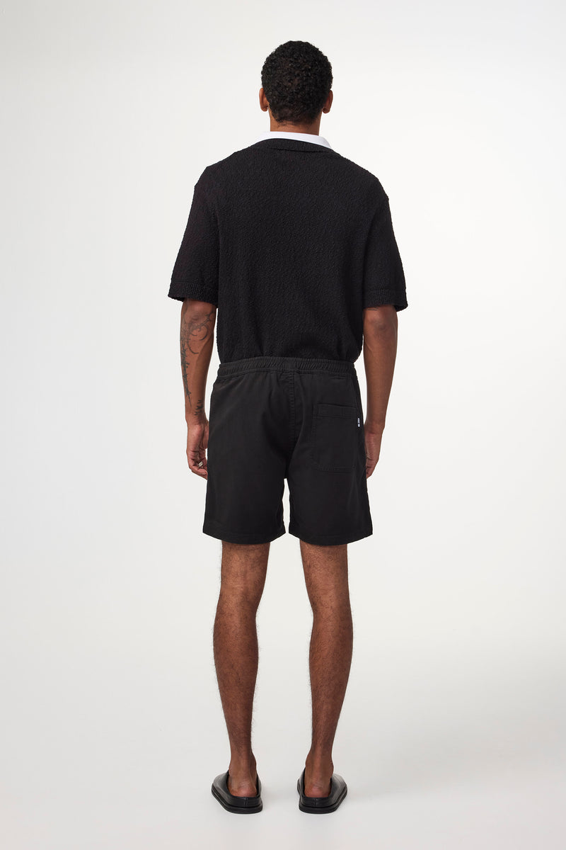 NN07 - Short Gregor - Black