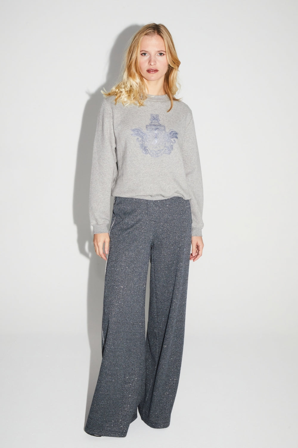Le Sweatshirt Eddie Broderie Leo Black