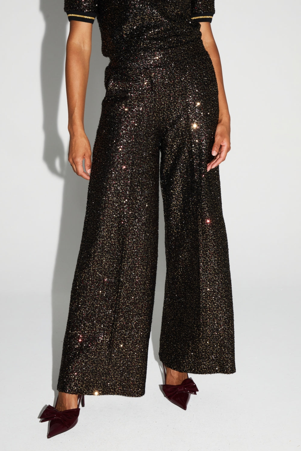Pantalon Charlie Paillettes Bordeaux Et Or Fabriqué En Italie