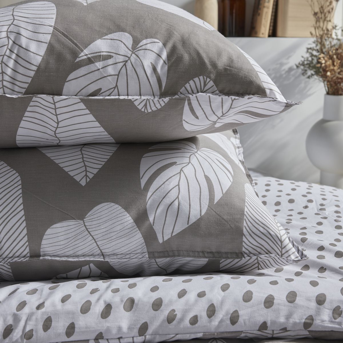 Mawira Zipped Set - Patterned Bedding Set 3.2 - Dune