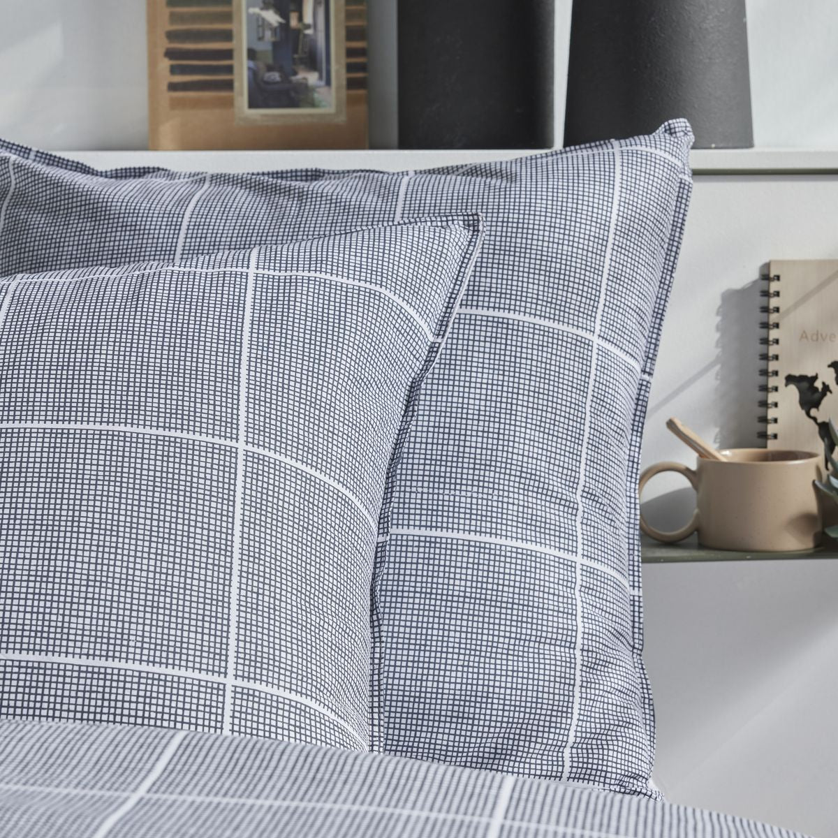 Mawira Zipped Set - Patterned Bedding Set 3.3 - Steel