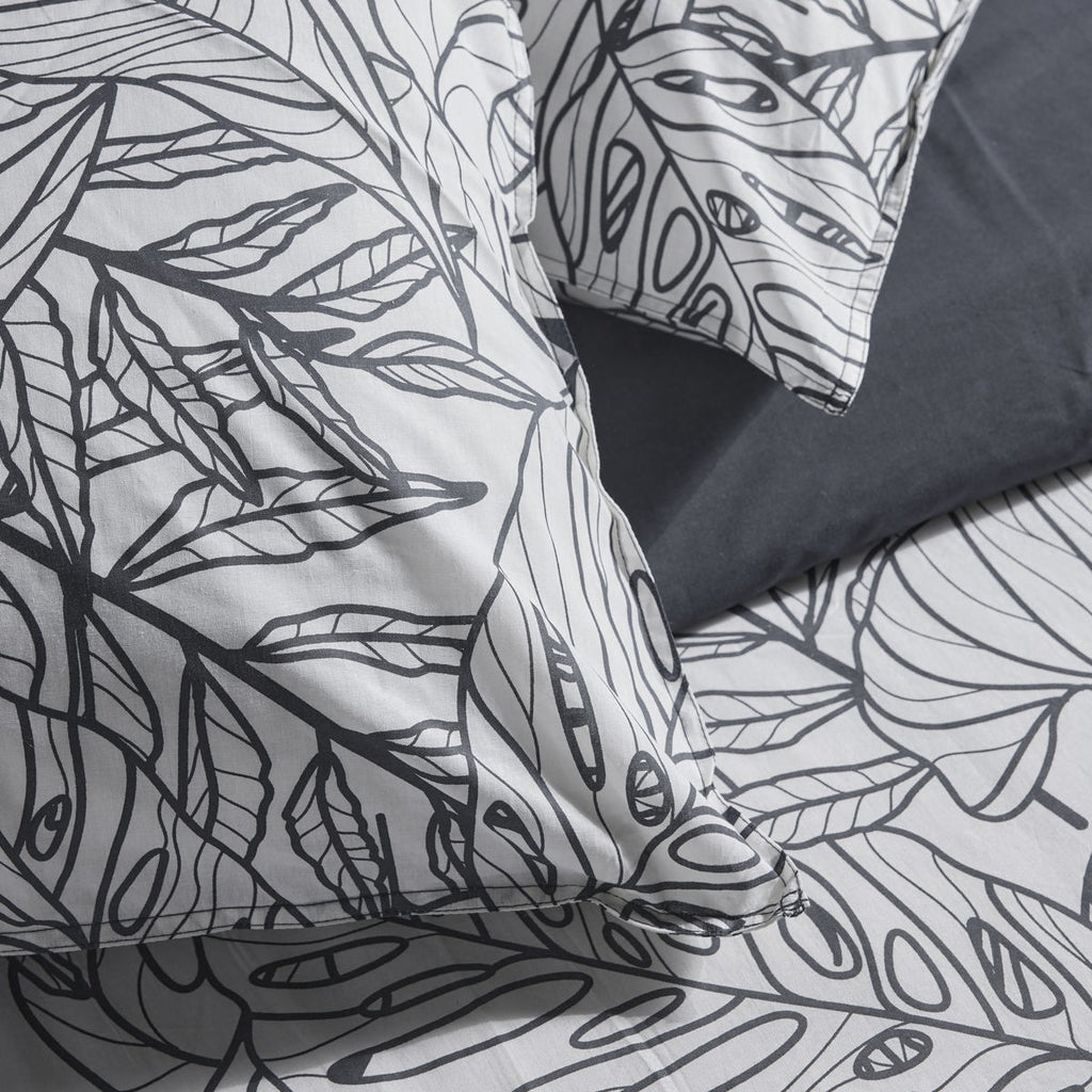 Mawira Zipped Set - Patterned Bedding Set 3.7 - Black