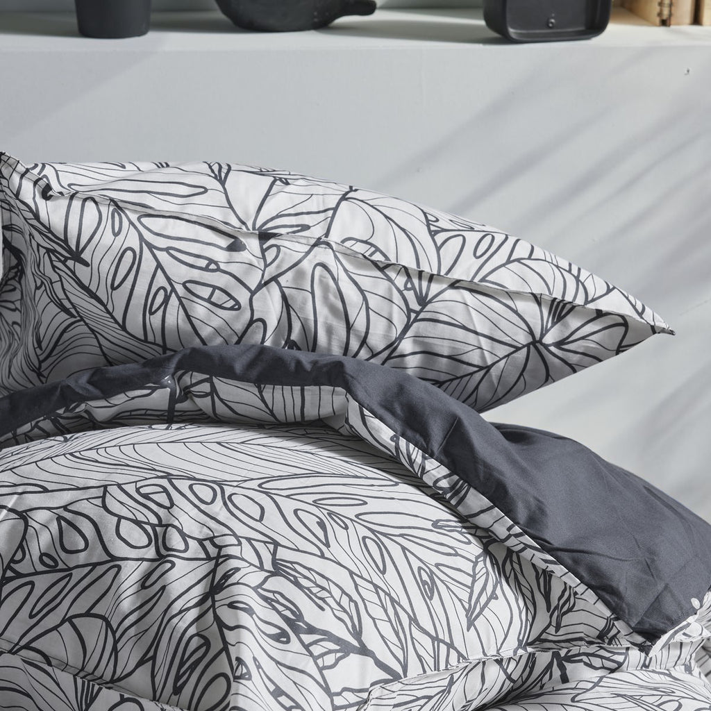 Mawira Zipped Set - Patterned Bedding Set 3.7 - Black