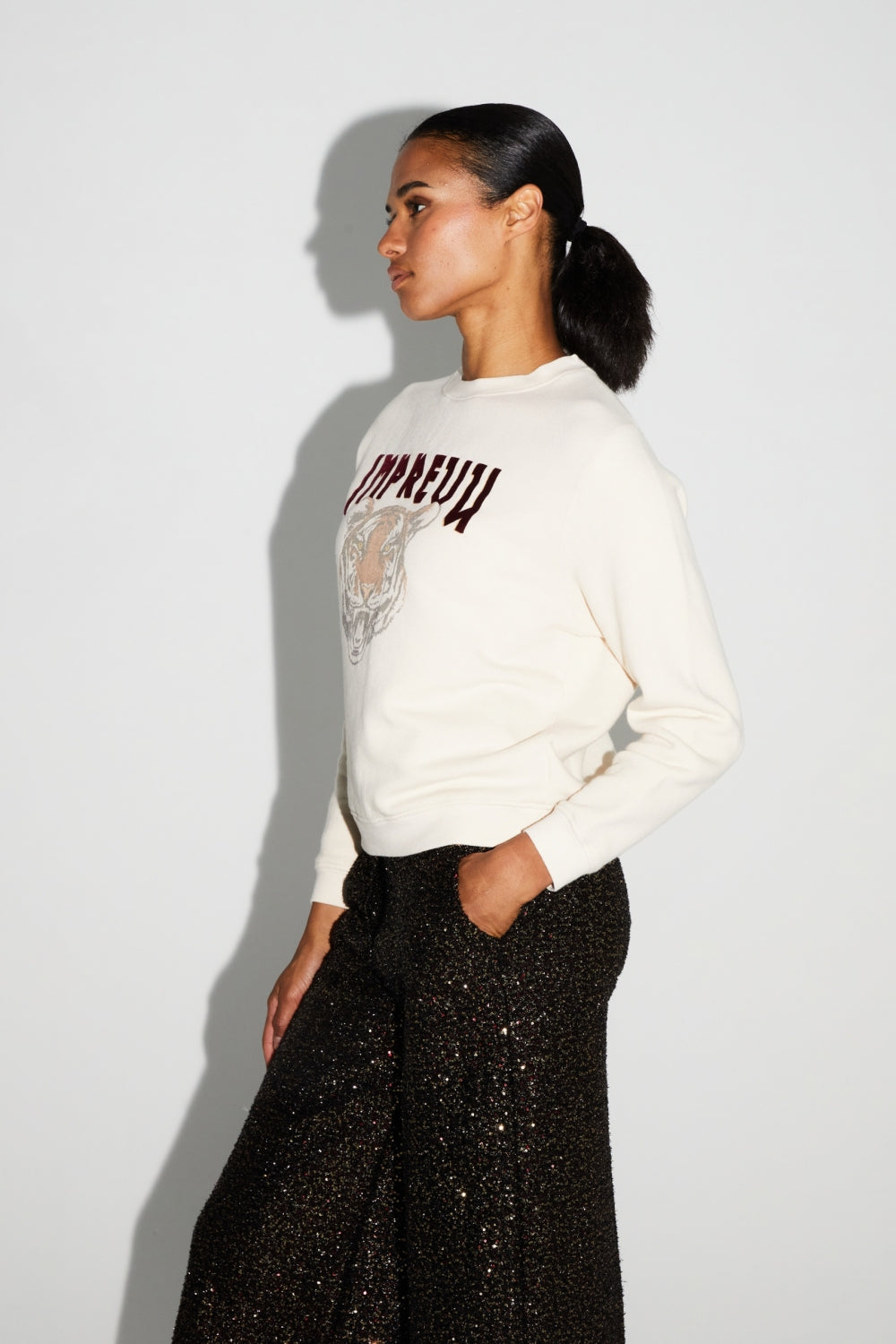 Le Sweatshirt Eddie Broderie Leo Black