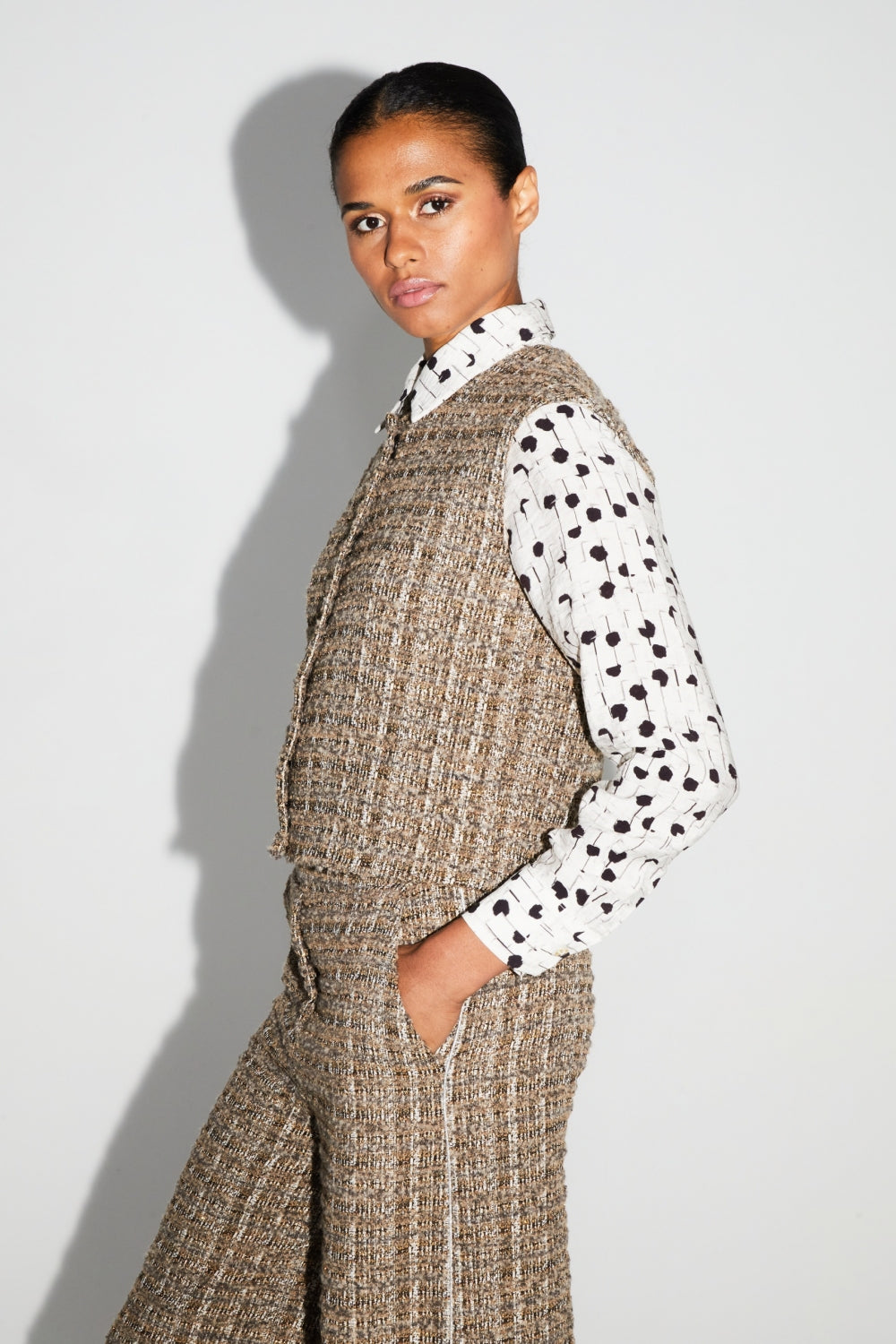Veste Sans Manche Arielle Tweed Kimolos Fabriquée En Italie