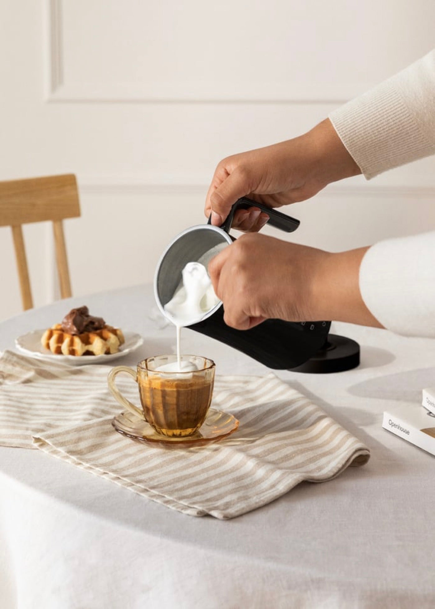 Milk Frother Studio - Espumador Calentador De Leche - Negro