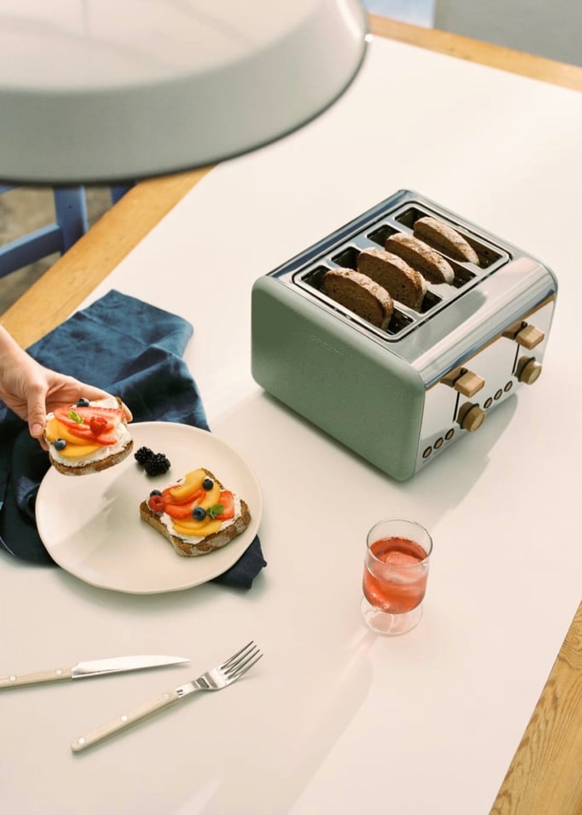Toast Retro - Double Wide Slot Toaster - Sage