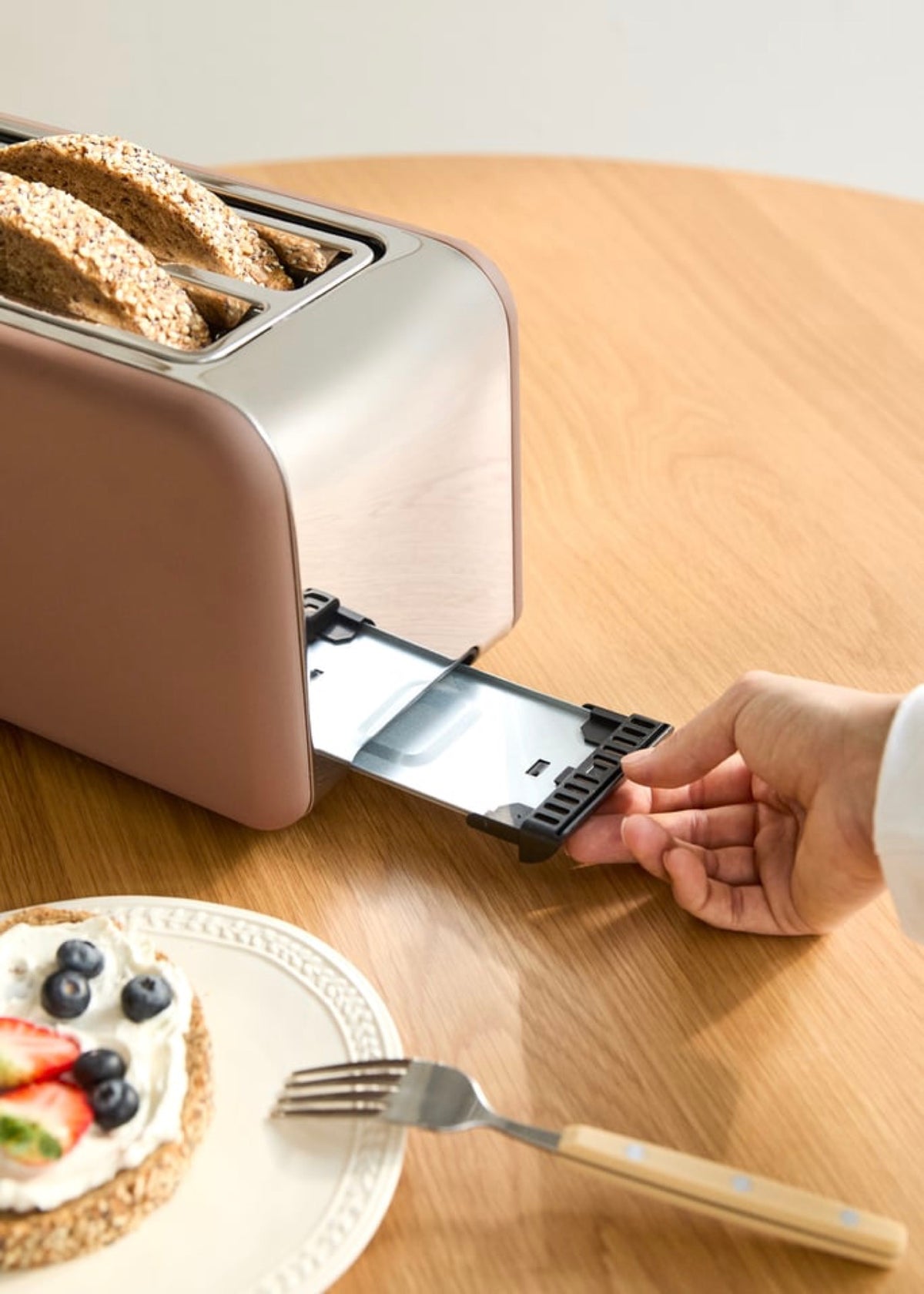 Toast Retro - Grand Wide-Slot Toaster - Mocha