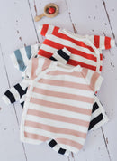 Mono - Shorts marineros - Crudo con raya rosa brumosa