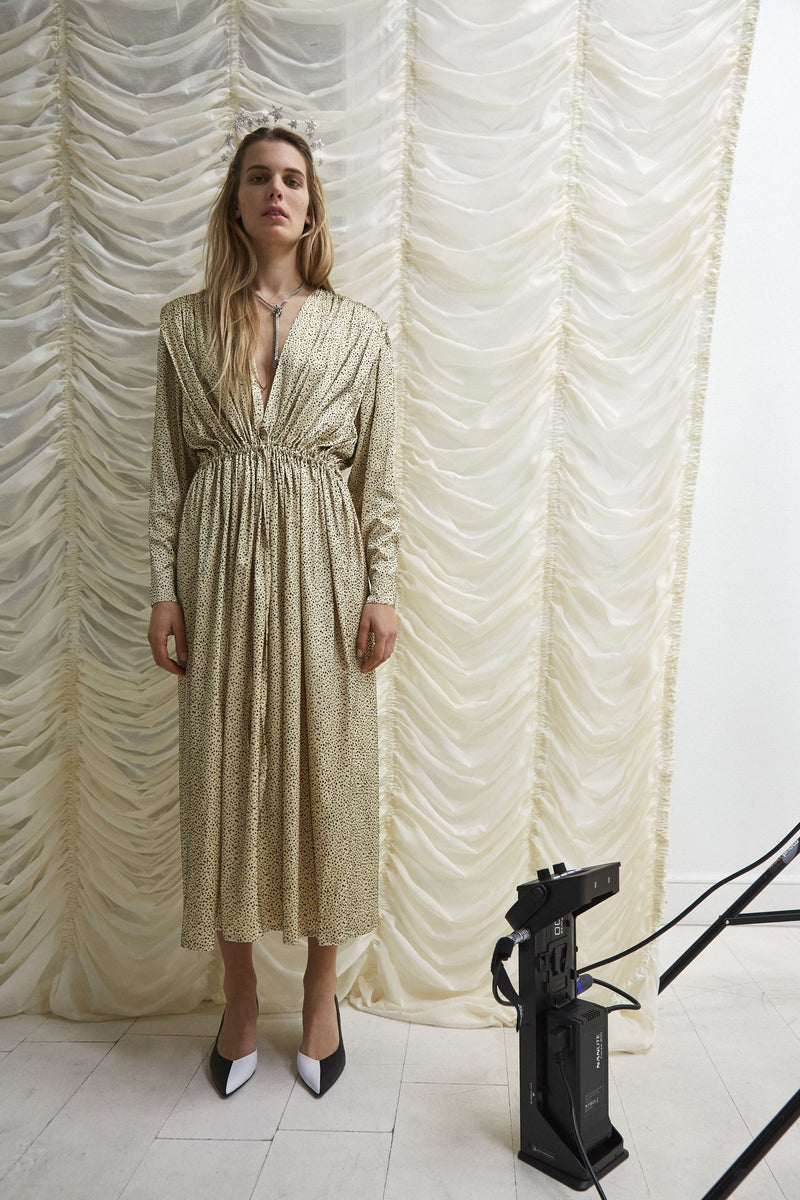Vestido Caroline Grimaldi Beige