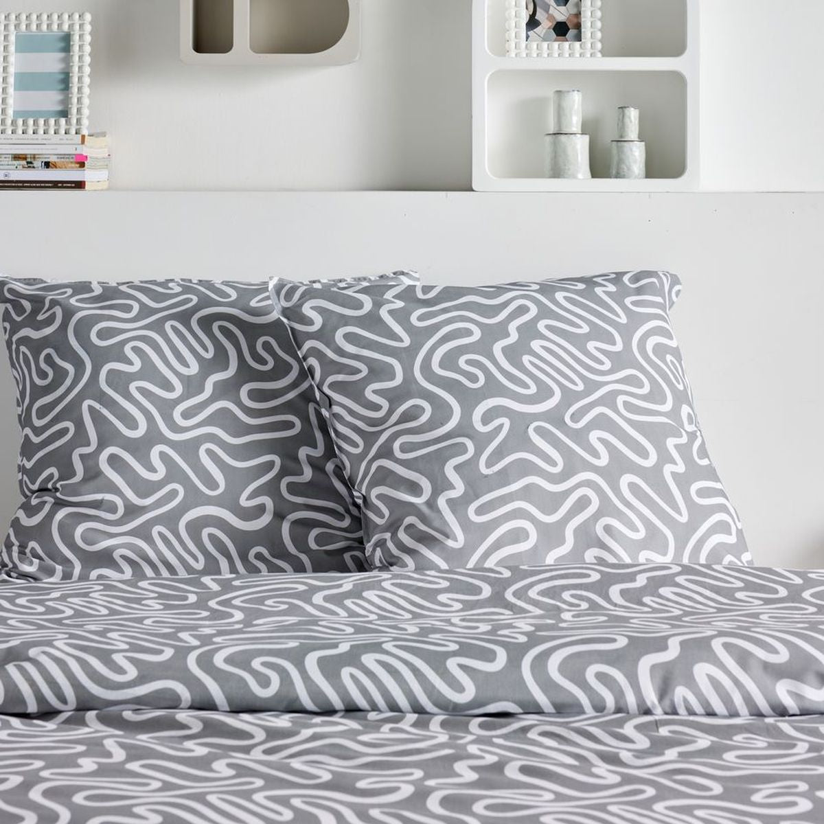 Sunshine - Bed Set Pattern 19.15 - Grey