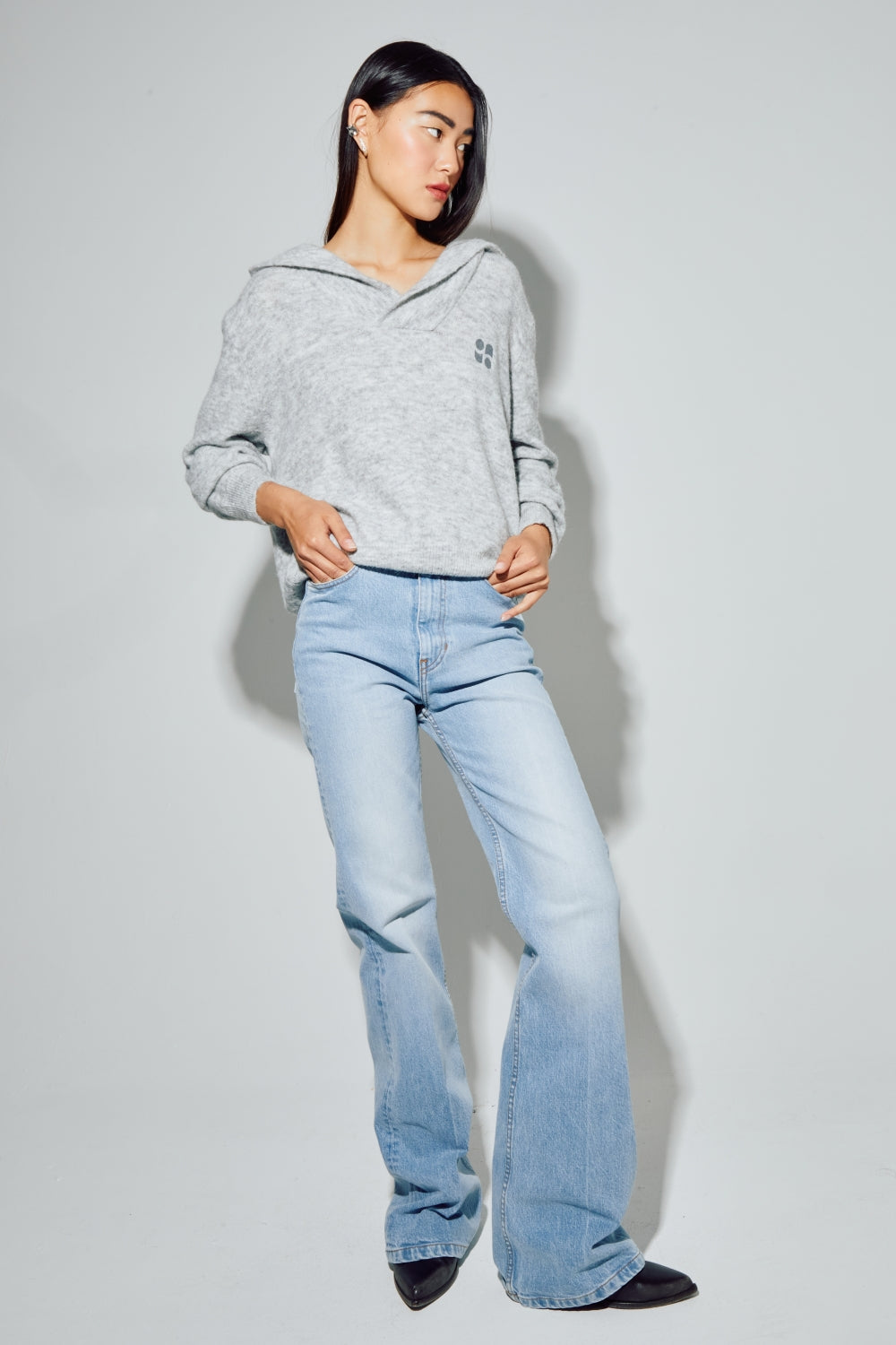 Le Sweatshirt Eddie Broderie Leo Black