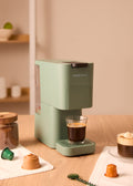 Thera Studio - Cafetière Multicapsule Express & Café Moulu - Vert Sauge