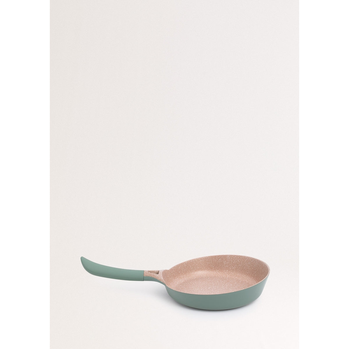 Pan Studio - Cast Aluminium Frying Pan & Bakelite Handle - 28cm - Sage Green & Copper