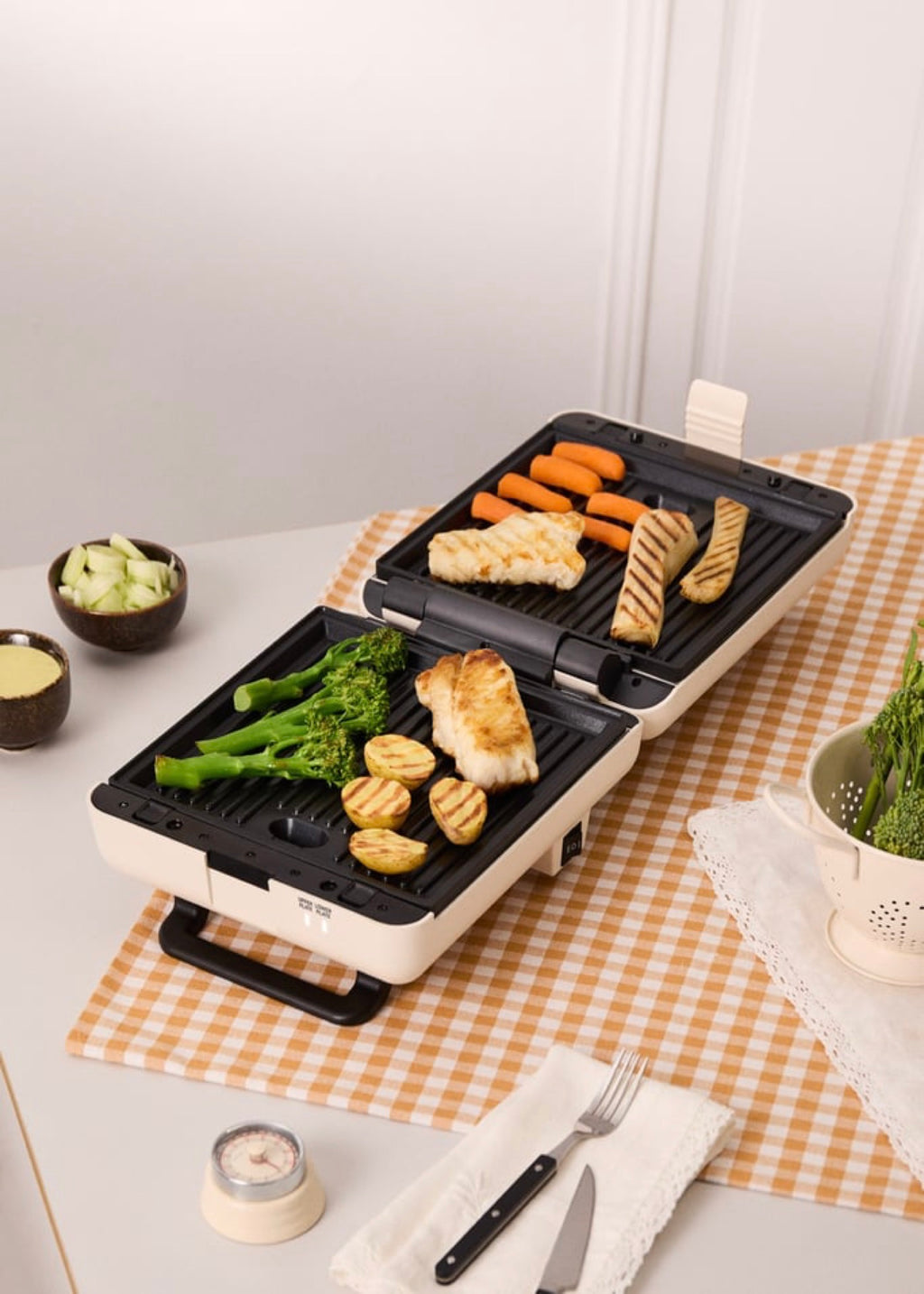 Stone Studio - Interchangeable-Plate Sandwich Grill and Waffle Maker - Off-White