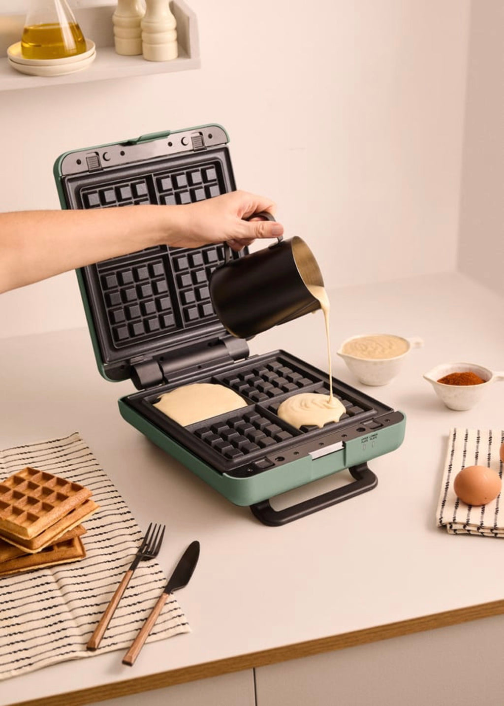 Stone Studio - Sandwich Maker, Grill & Waffle Maker - Quadruple - Sage