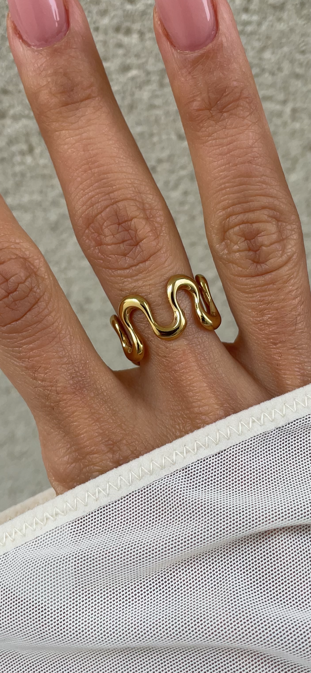 Anillo Zag