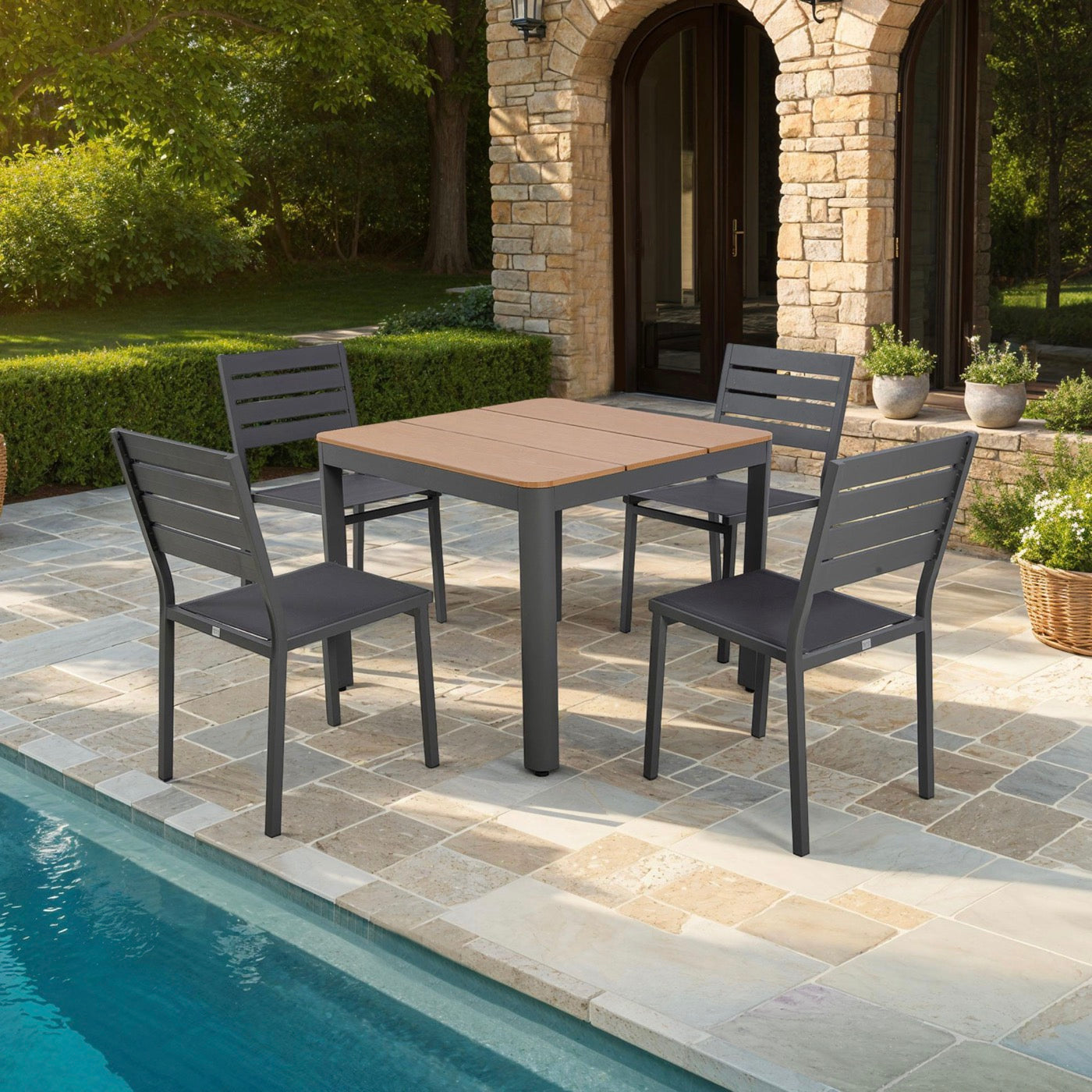 Mimizan - Conjunto Mesa de Jardín Cuadrada + 4 Sillas - Marrón