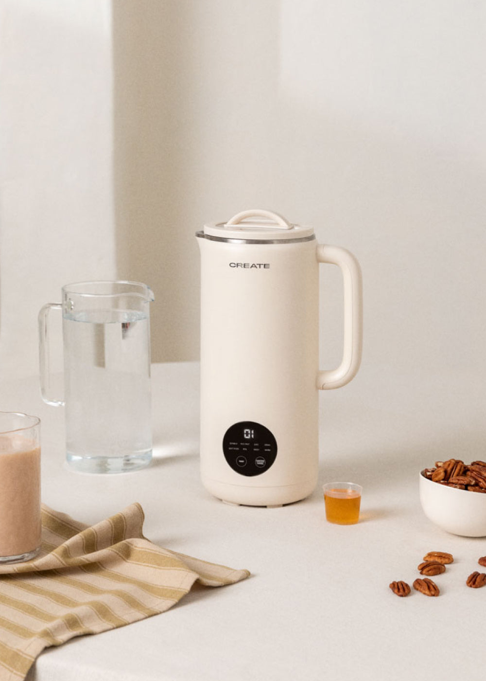 Vegan Milk Maker Studio - Multifunctional Plant-Based Drink Machine - 850 ml - Off-White
