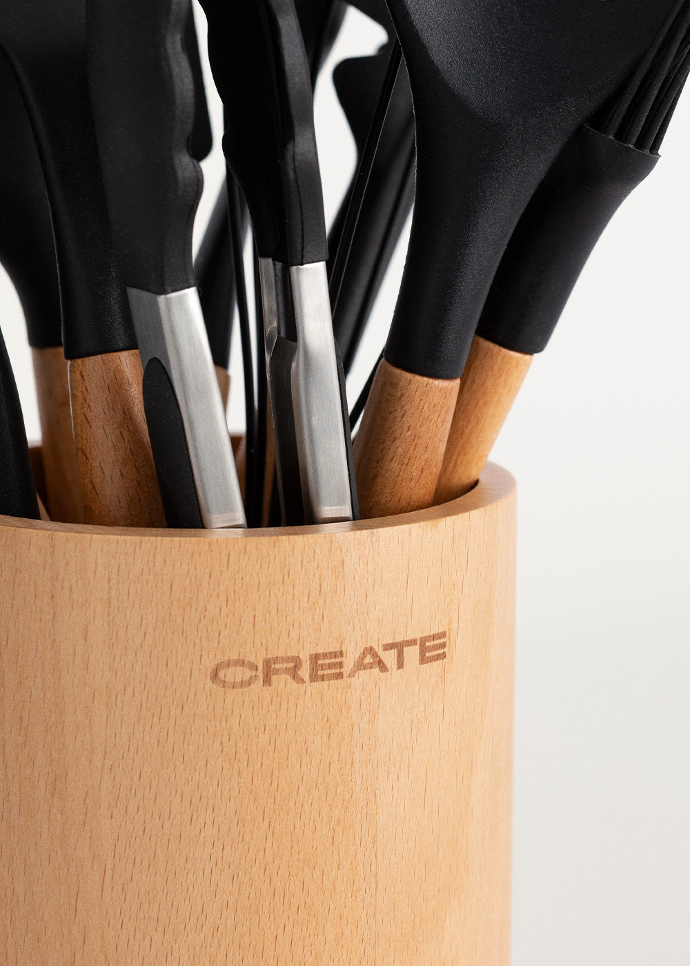 Kitchenware Studio - Silicone & Wood Kitchen Utensils - Black