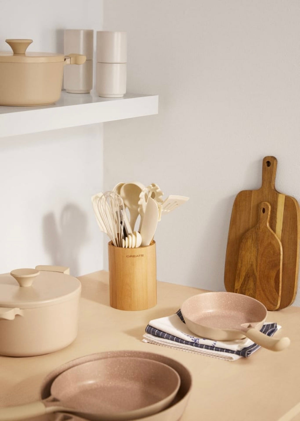 Kitchenware Studio - Silicone and Wooden Kitchen Utensils - Off-White