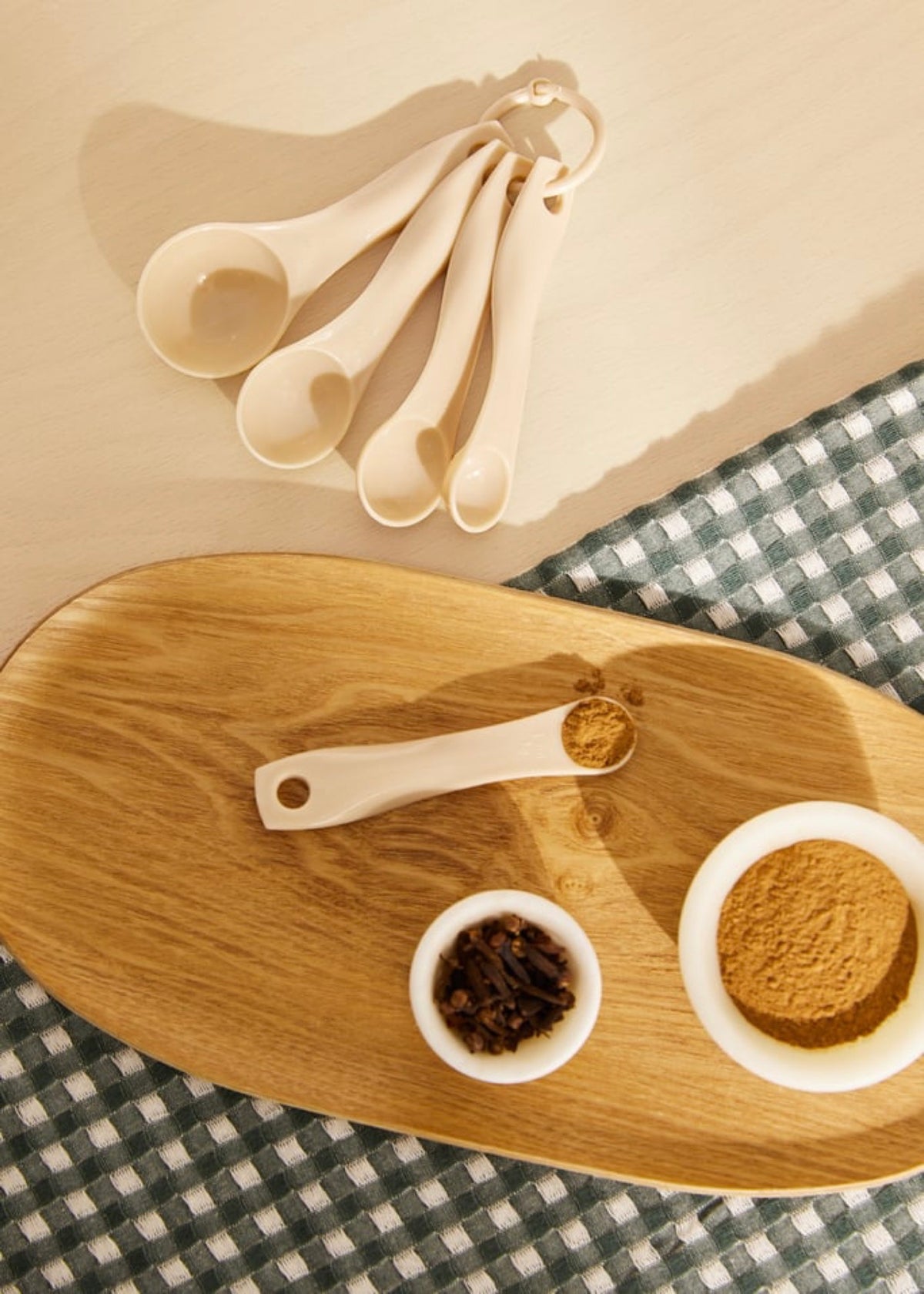 Kitchenware Studio - Ustensiles De Cuisine En Silicone & Bois - Sable