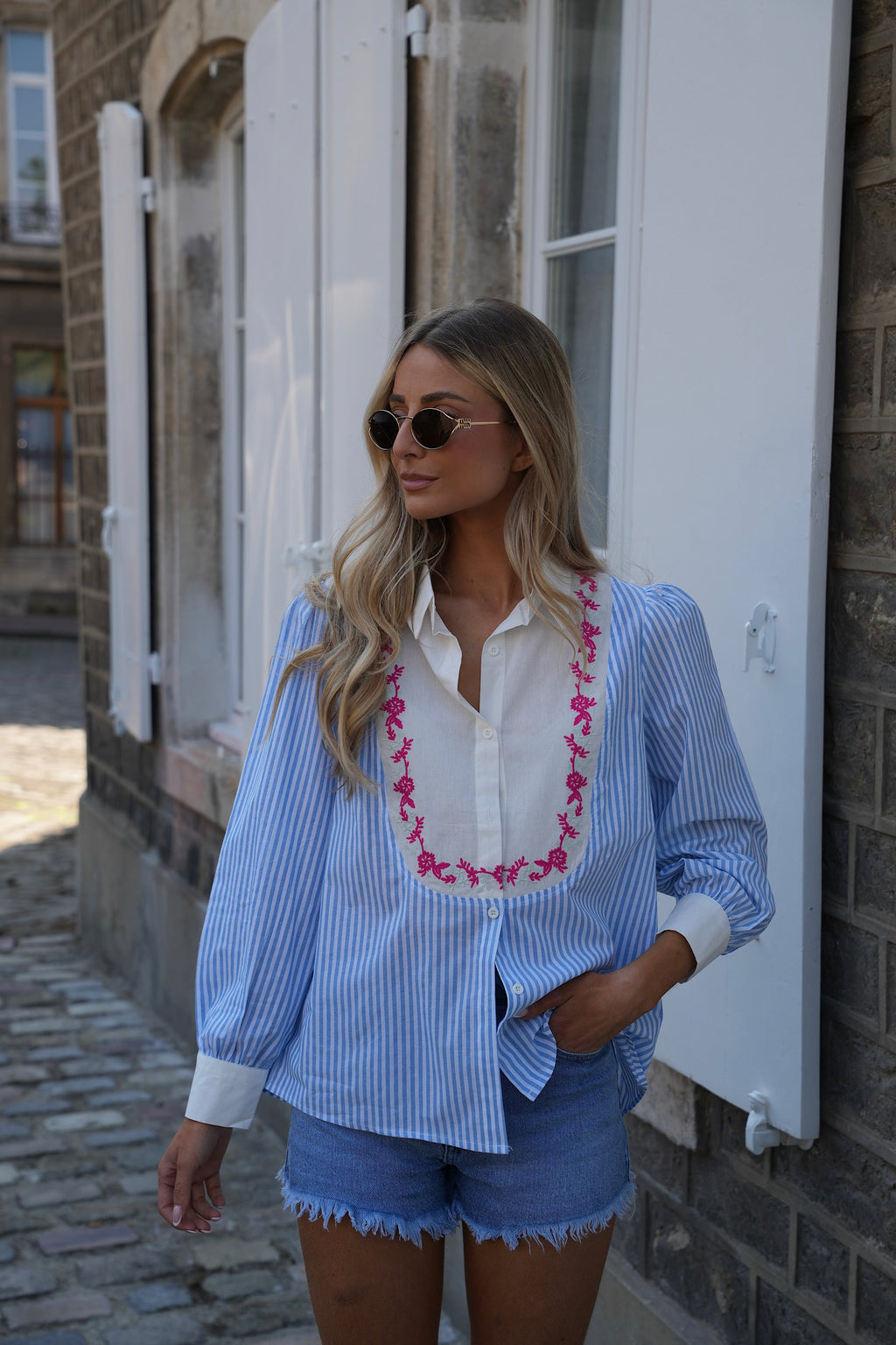 Chemise Brodée Valeria - Bleue