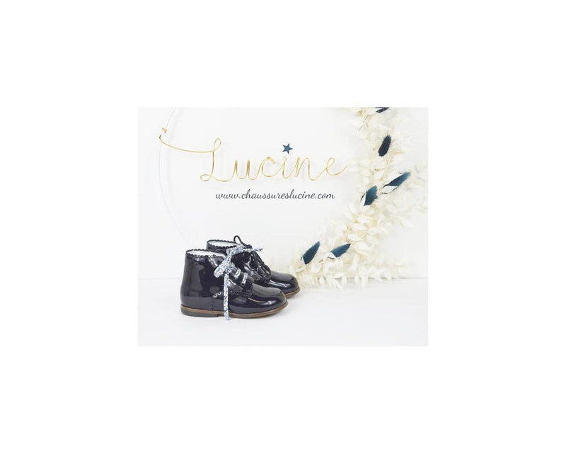 Chaussures Bottillons Salomés Souples Clarence Frisettes - Vernis Marine - Fille