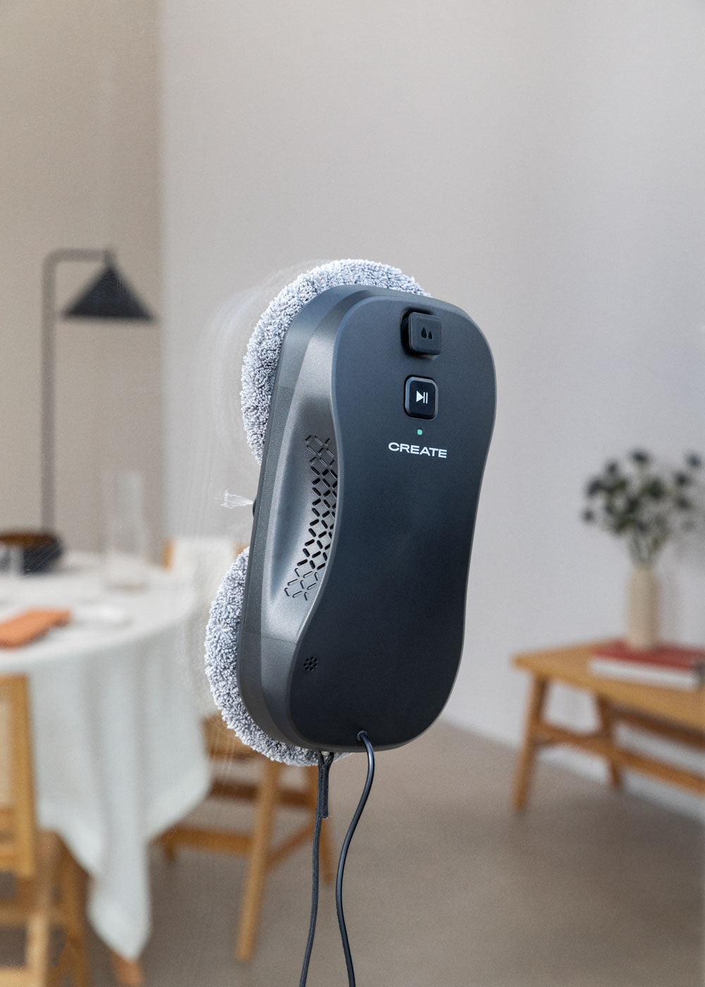 Wipebot Pro - Automatic Window-Cleaning Robot with WiFi - Black