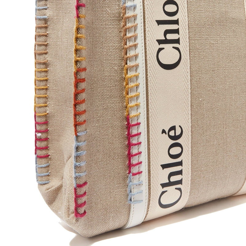 Bolso tote mediano Chloé Woody - Mujeres - Beige