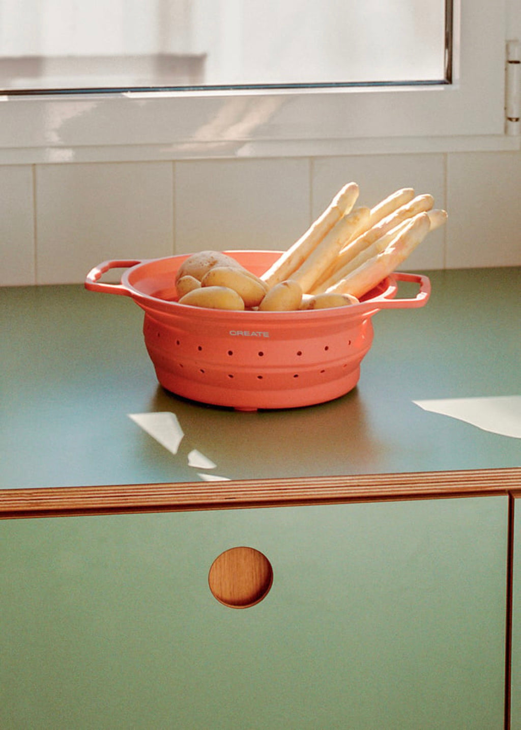 Kitchenware Studio - Colador plegable - Terracota