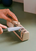 Kitchenware Studio - Afilador De Cuchillos Y Tijeras De Cocina - Arena