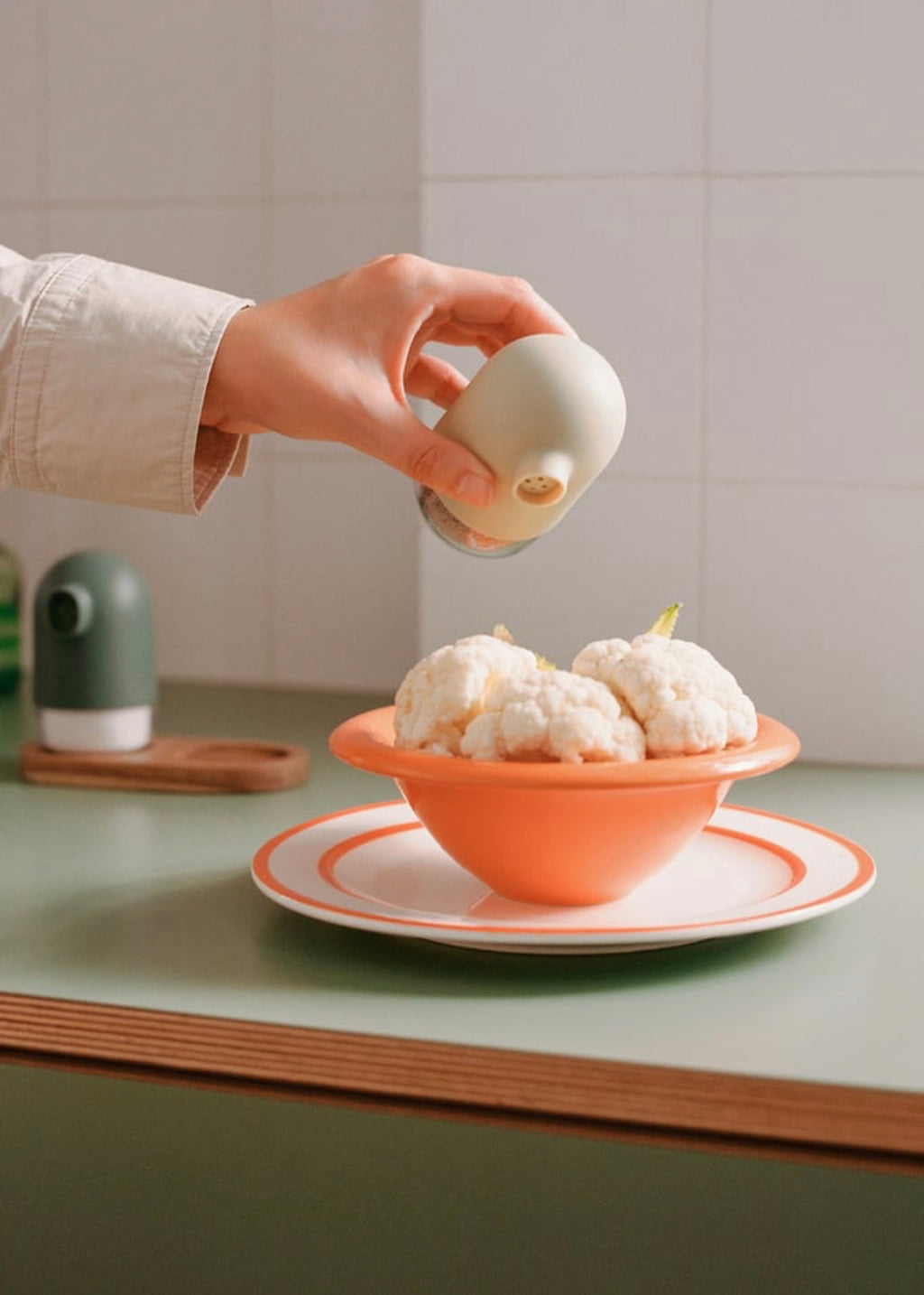 Kitchenware Studio - Salero Y Pimentero Con Base - Terracota
