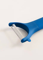 Kitchenware Studio - Pelador de frutas y verduras en forma de Y - Azul cobalto