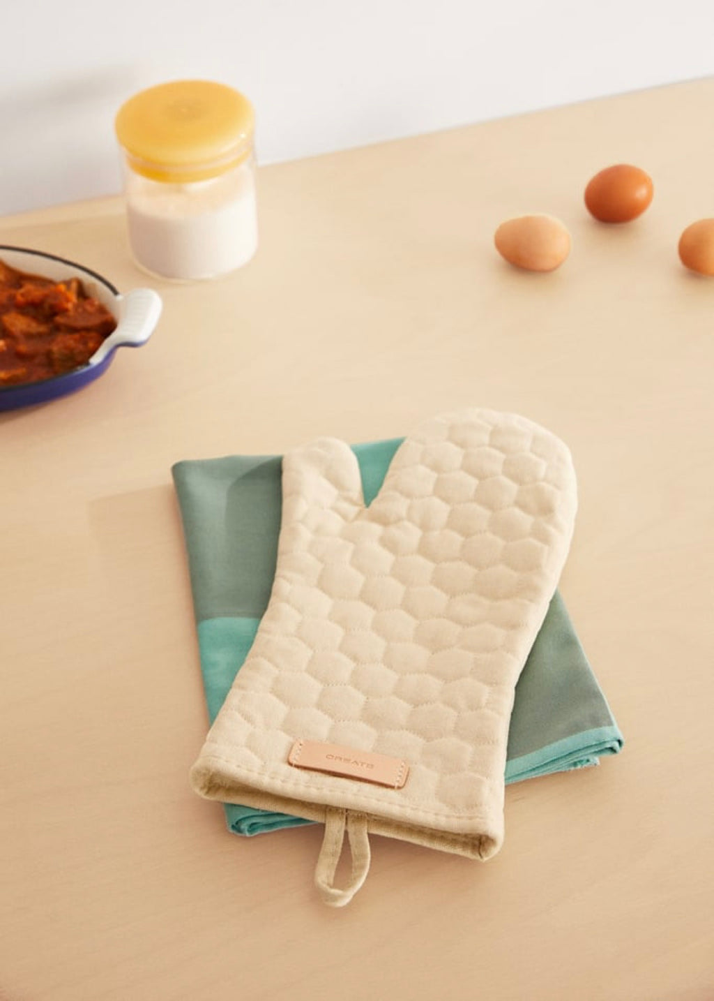 Kitchenware Studio - Manique Four - Sable