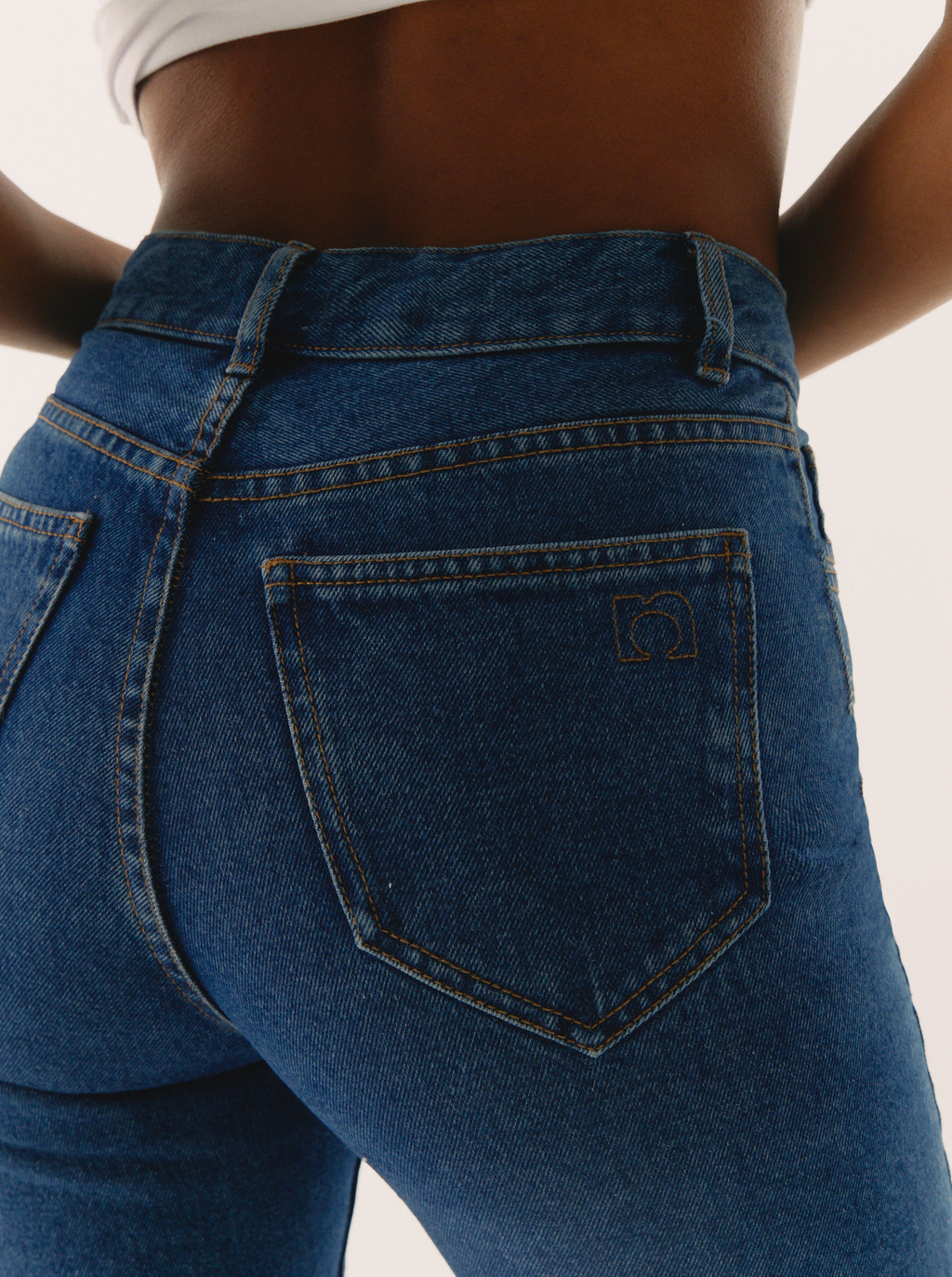 Straight Jean - Mid Blue