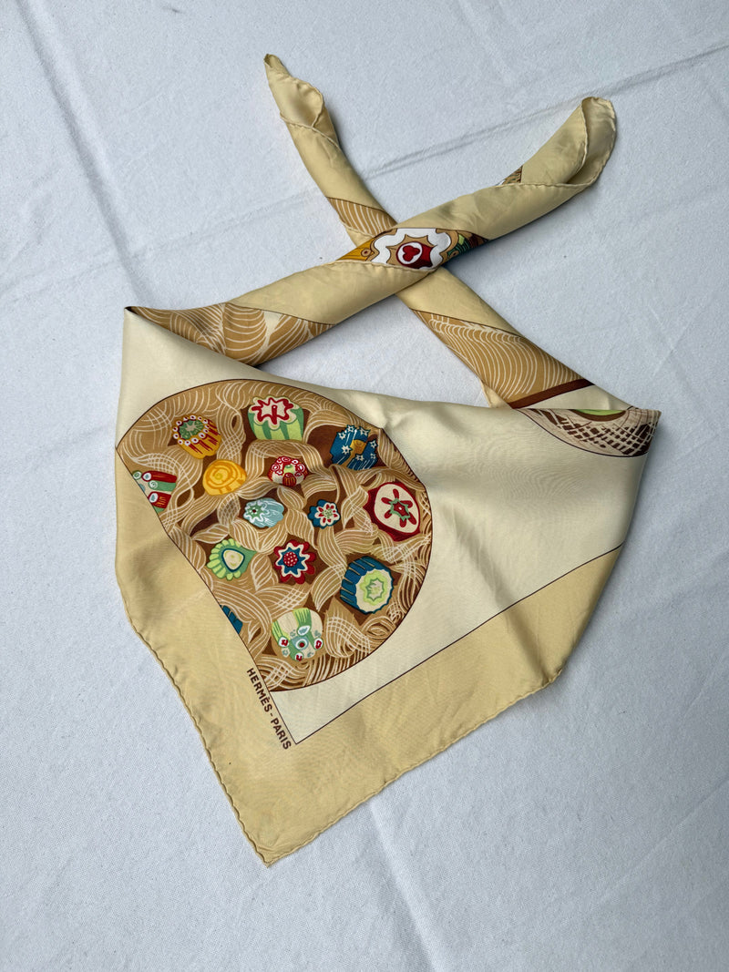 Foulard Hermès – Modèle Sulfures Et Presse-Papiers Ii