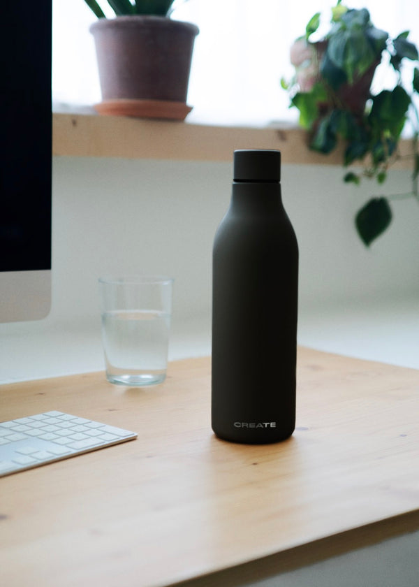 Bottle Studio - 750Ml Stainless Steel Thermos Bottle - Black