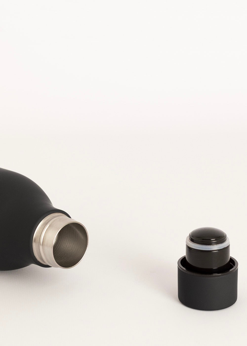 Bottle Studio - Bouteille Thermos En Acier Inoxydable 750Ml - Noir