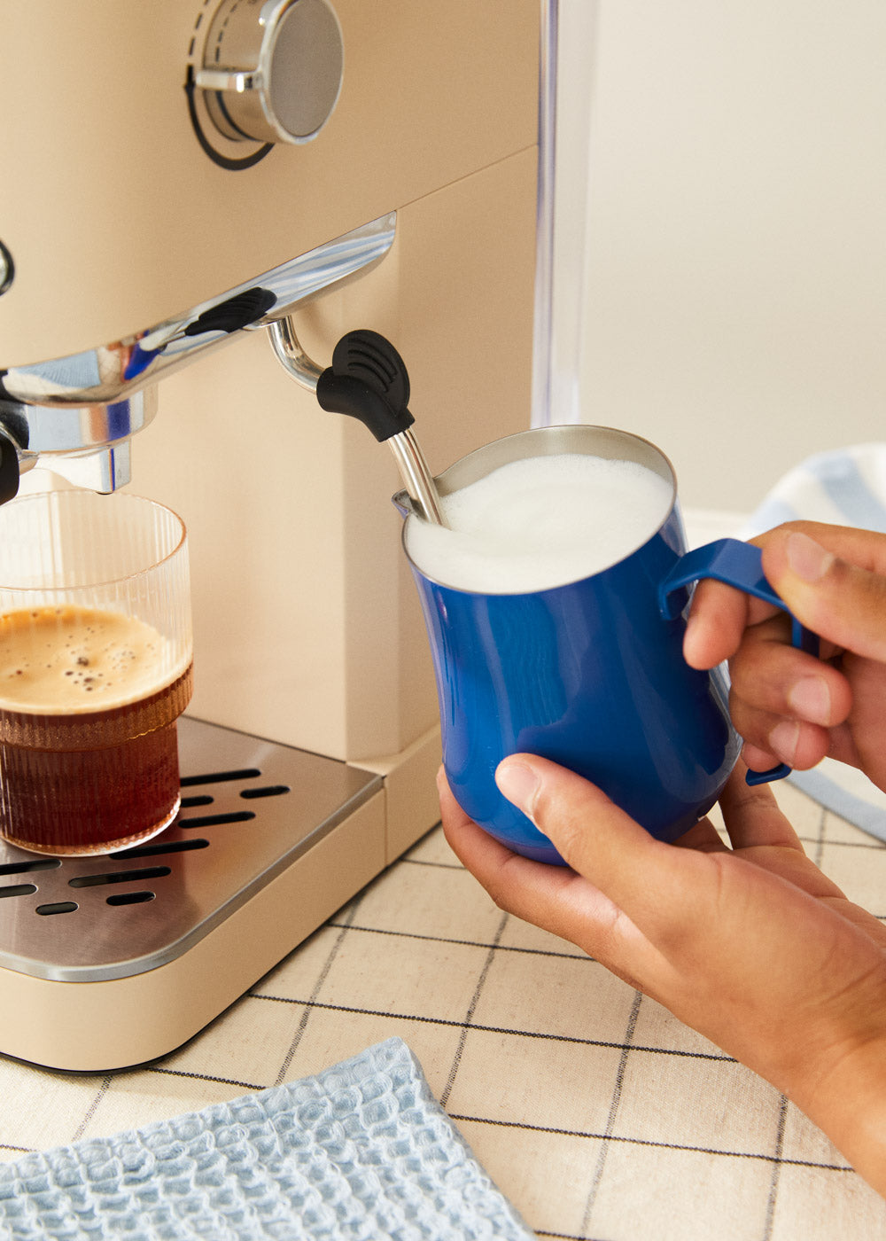 Thera Classic Compact - Machine À Expresso Avec Fonction Café Froid - Arena