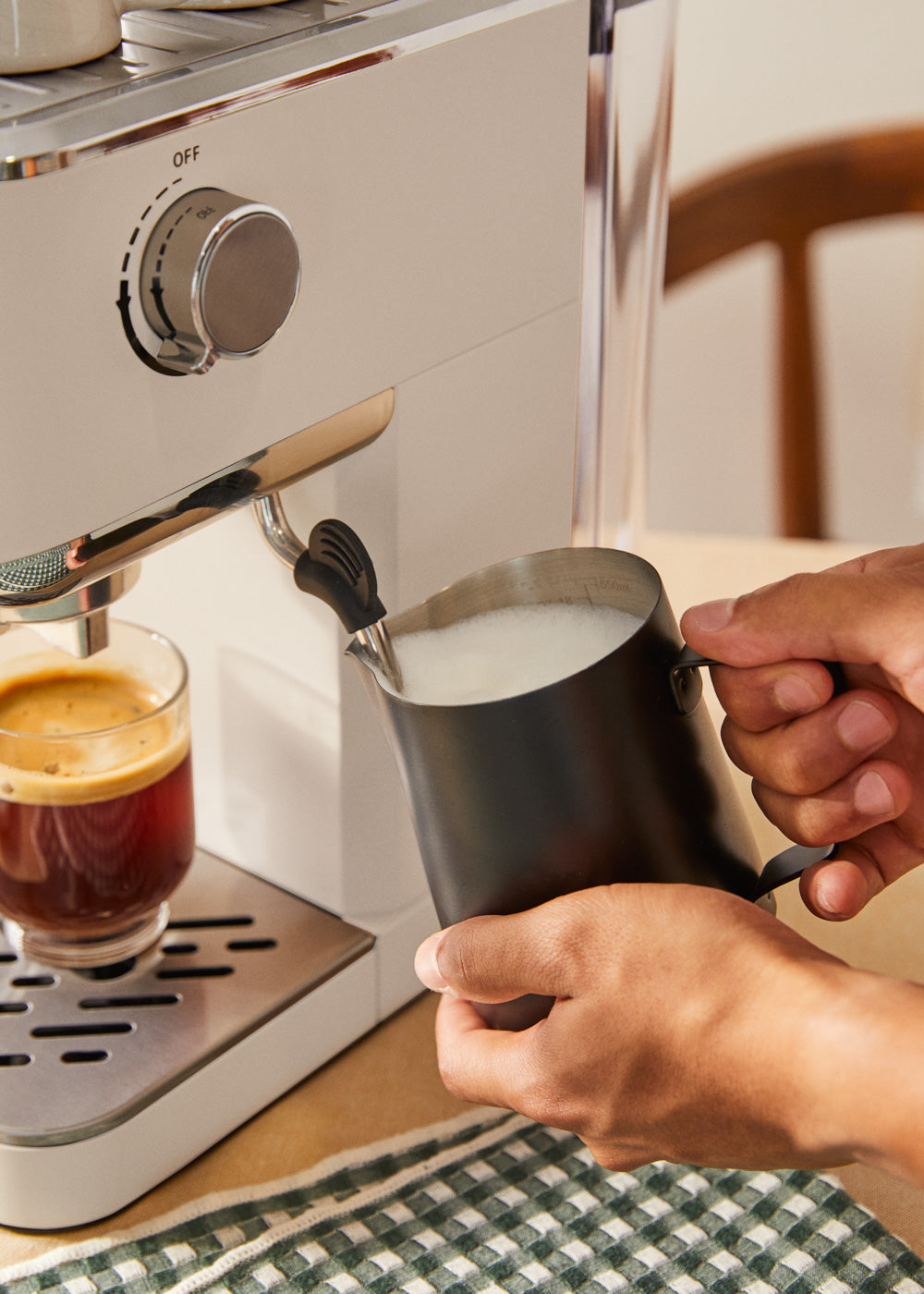 Thera Classic Compact - Machine À Expresso Avec Fonction Café Froid - Blanc Cassé