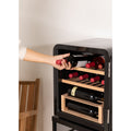 Winecooler Retro M - Cave A Vin Electrique 12 Bouteilles - Noir