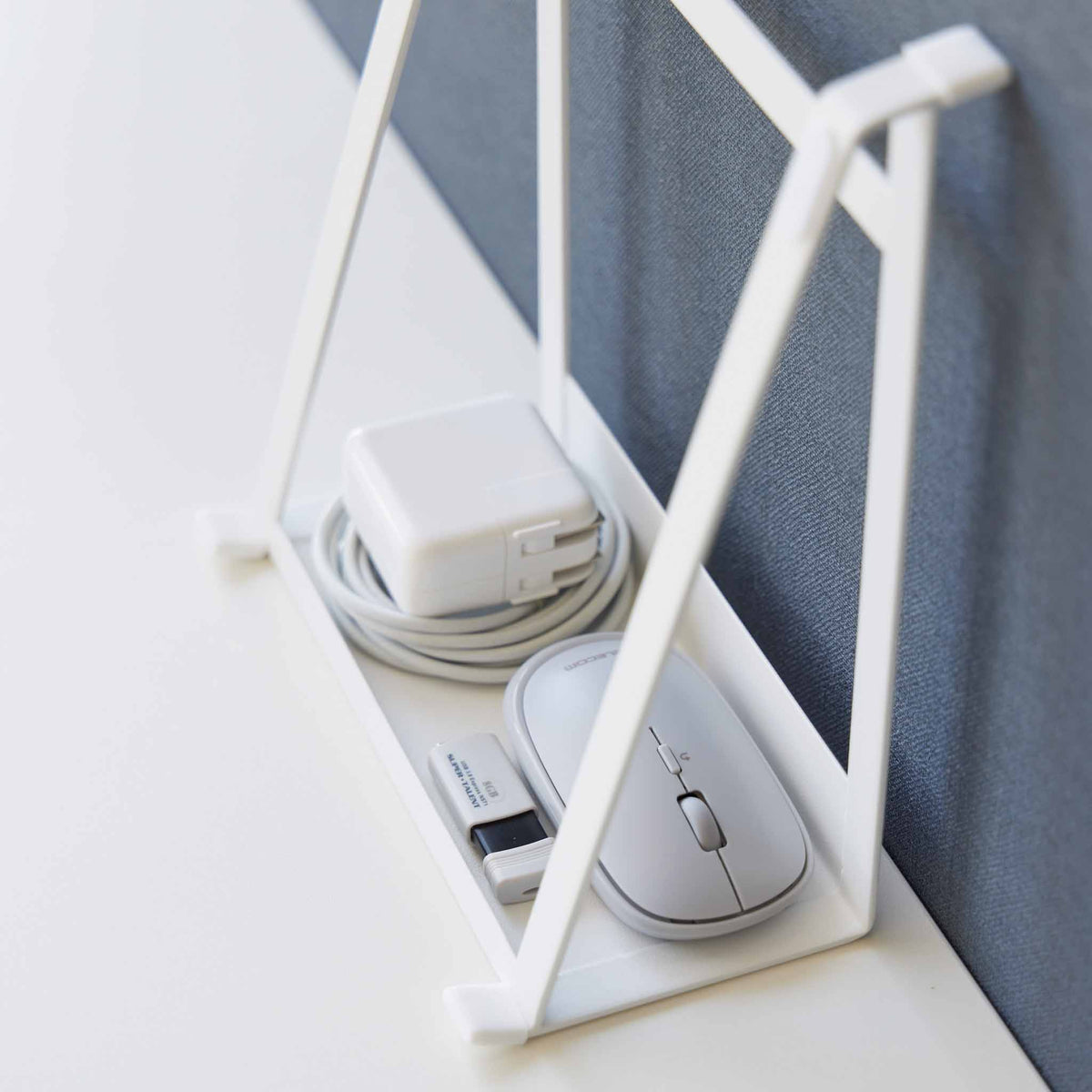 Support 2-En-1 Pour Ordinateur Et Tablette Tower - Blanc