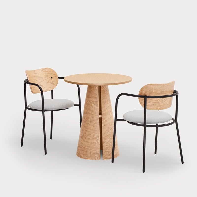 Cep - Table À Manger - Lumière Naturelle