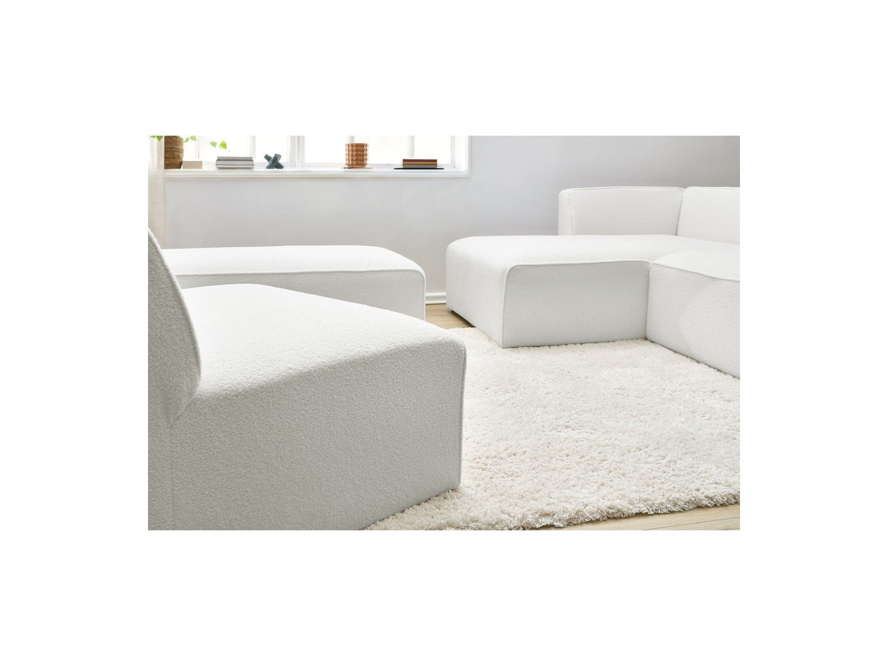 Megeve - Canapé D'Angle Fixe Modulable - Tissu Bouclette - Avec 1 Chauffeuse Et 1 Pouf - Angle Gauche