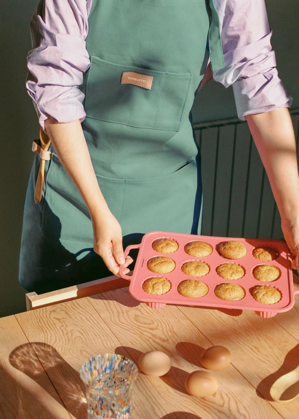 Kitchenware Studio - Pack de delantal + manopla para horno - Salvia