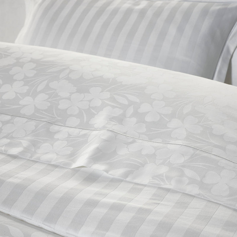 Jacquard - Taie De Traversin Satin De Coton Tissé Jacquard Petites Fleurs Blanc