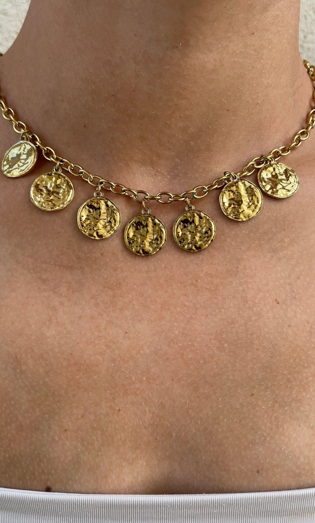 Collana con più ciondoli
