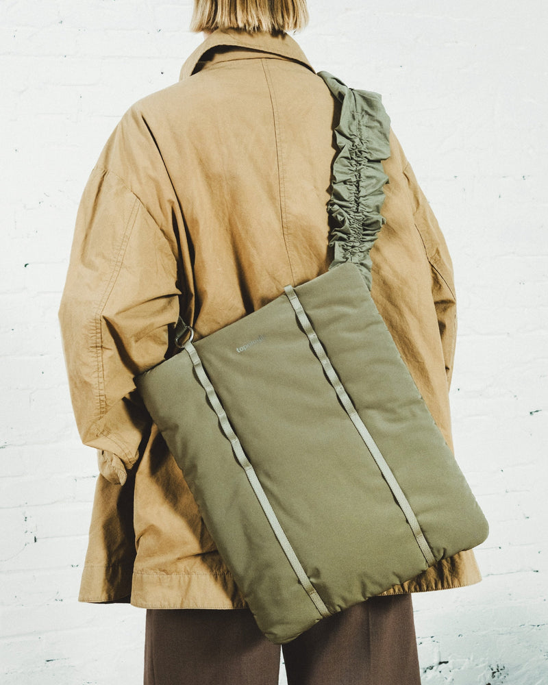 16" Cloud Shopper - Mint