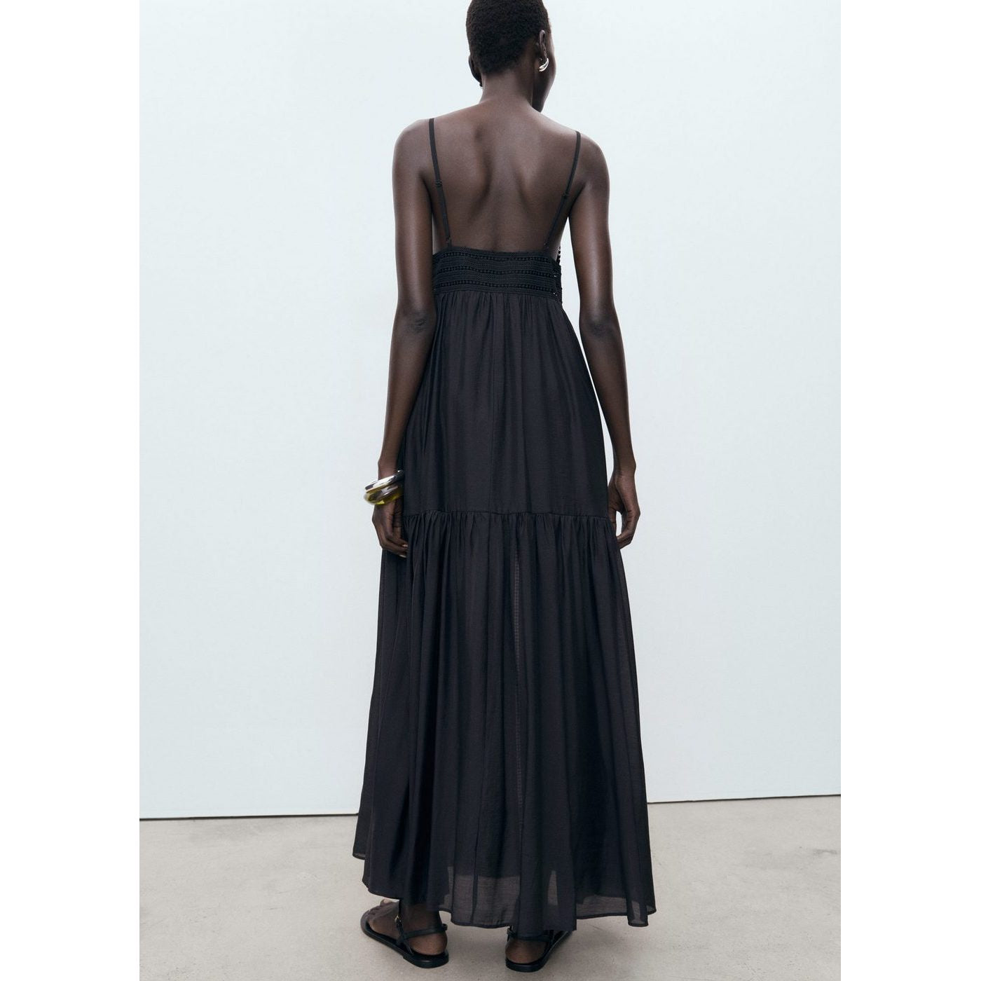 Robe Elena - Black